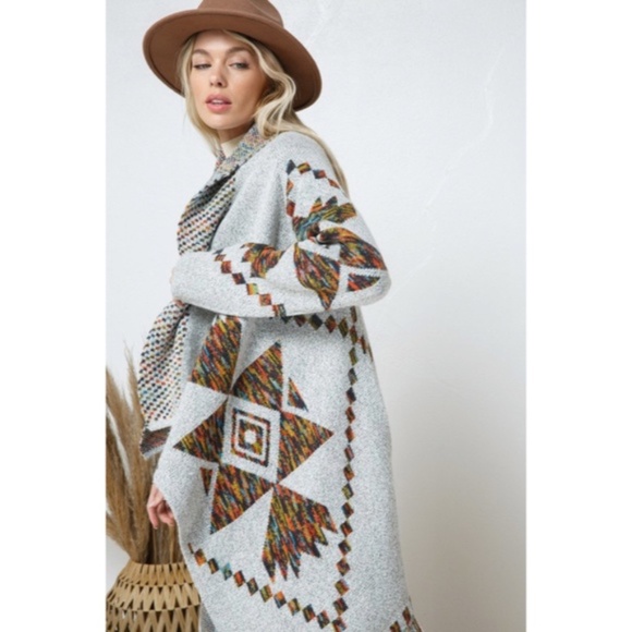 SOLD OUT Gray Open Drape Knit Geo Aztec Tribal Western Print Fringe Cardigan - Picture 8 of 8